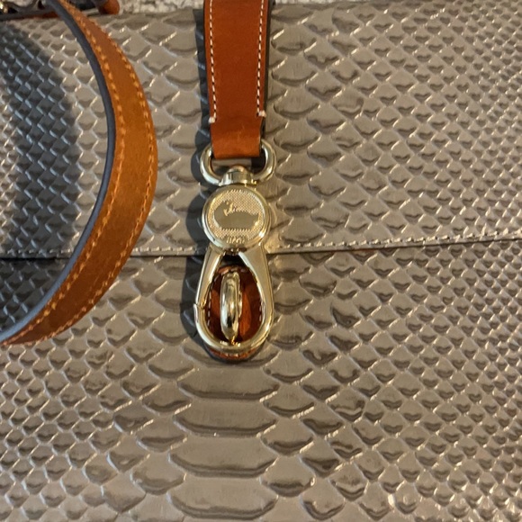 Dooney & Bourke purse and matching wallet - Picture 5 of 13